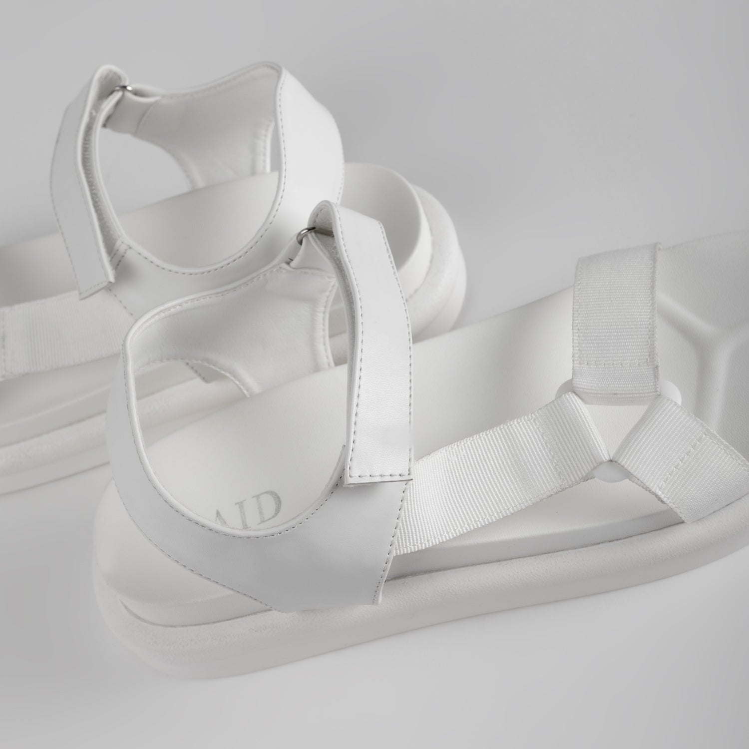 RAID Amorina Sandal in White