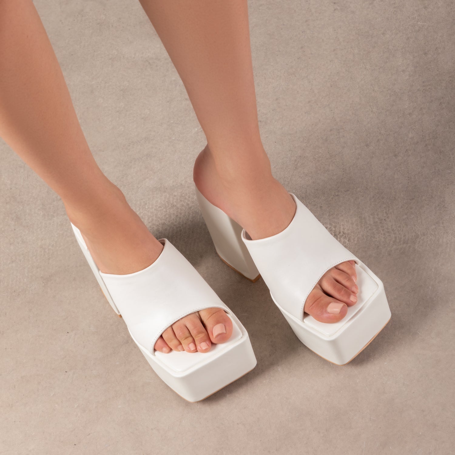 RAID Bina Platform Heeled Mule in White