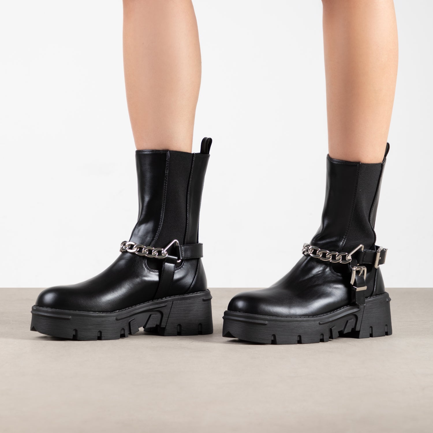 RAID Greta Chunky Ankle Boots in Black