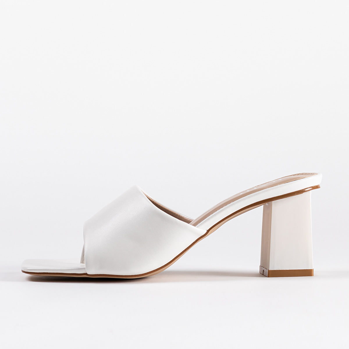 RAID Pia Heeled Mule in White