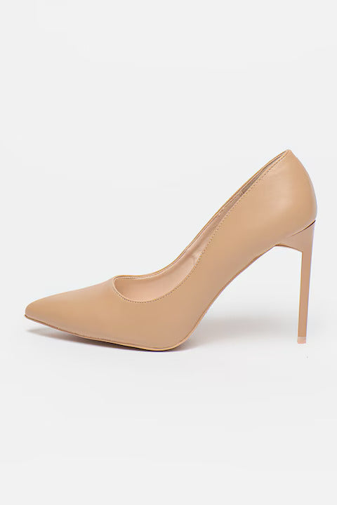 RAID Antix Court Heel in Camel Pu