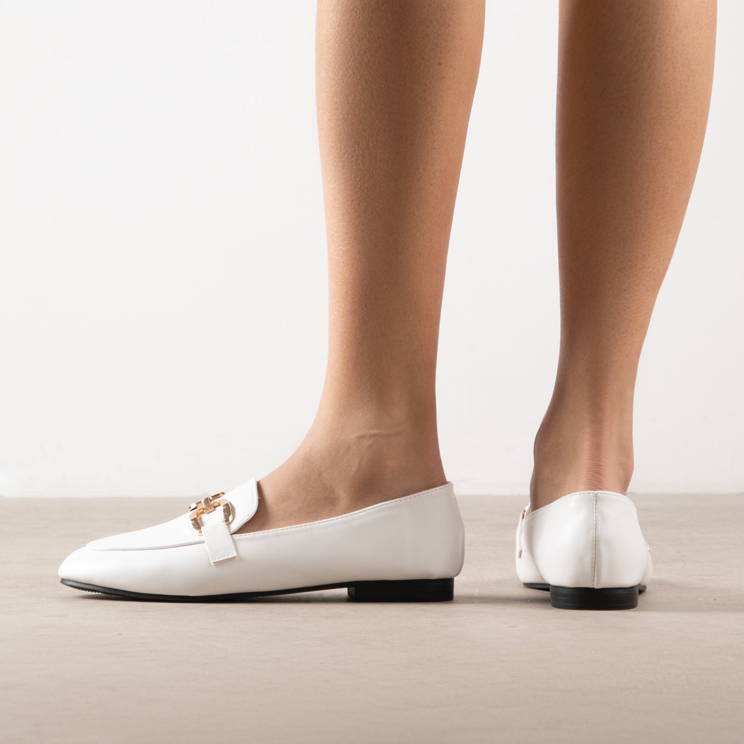 RAID Emerence Flat Loafer In White