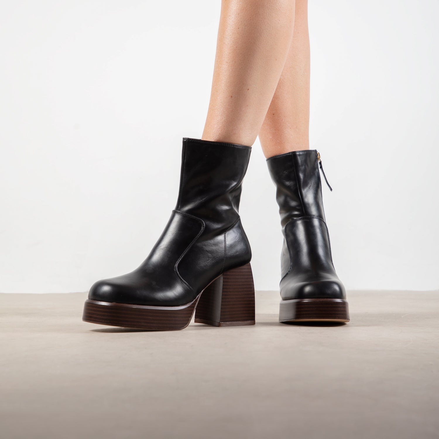 RAID Henna Chunky Ankle Boot in Black