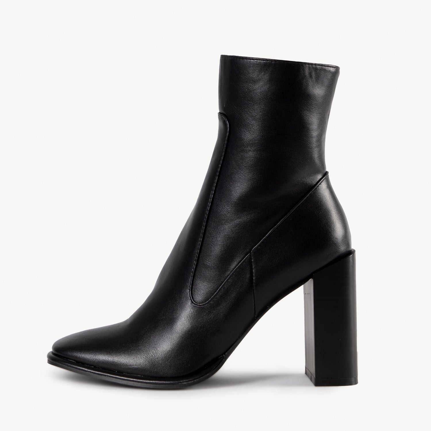 RAID Jennyl Ankle Boot in Black