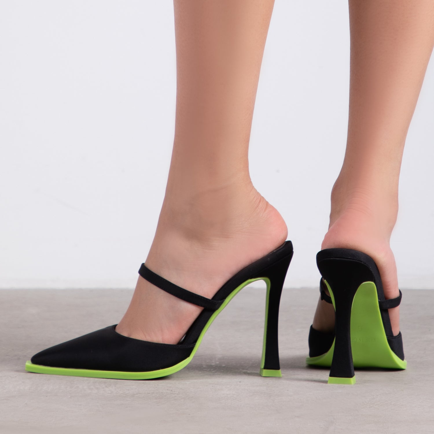 RAID Olympia Heeled Mule in Green