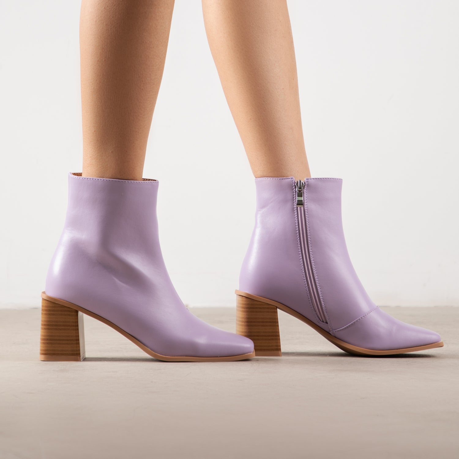 RAID Stefania Ankle Boot in Lilac