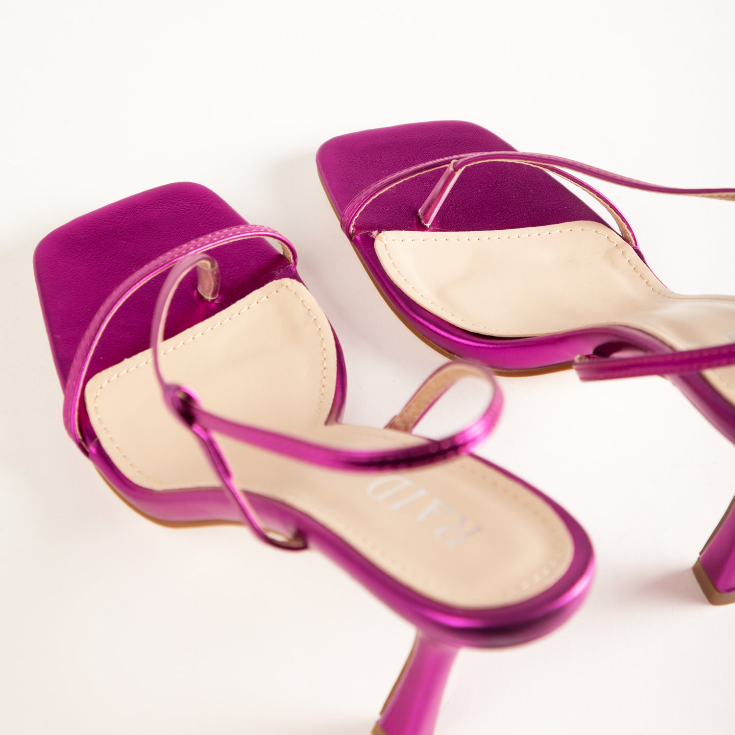 RAID Wendy Sandal in Pink